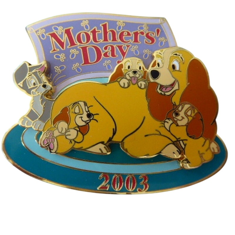 DLR - Lady and Puppies - Mother's Day 2003 - 3D