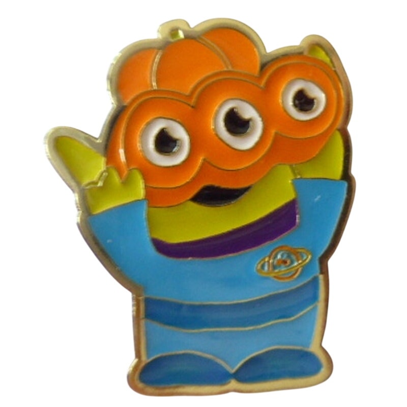 Alien Holding Pumpkin Binocular Disney x Kingsley Cafe