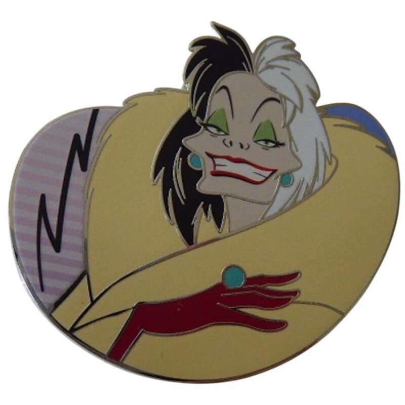 MII - Cruella de Vil Villains Rewind Mystery Set PALM