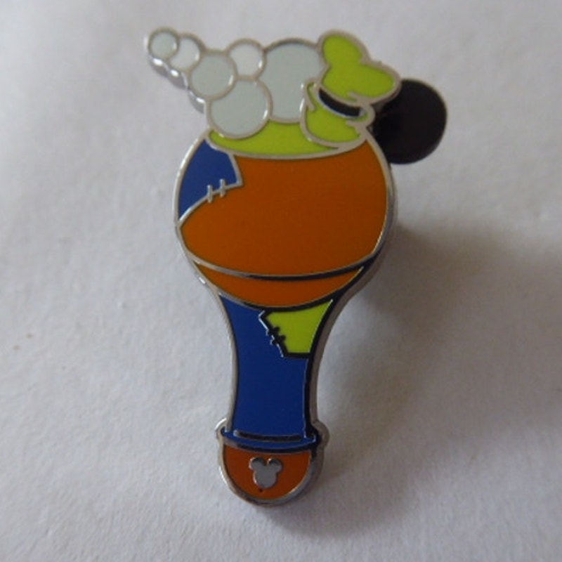DLR - Goofy - Bubble Wands - Hidden Disney 2025