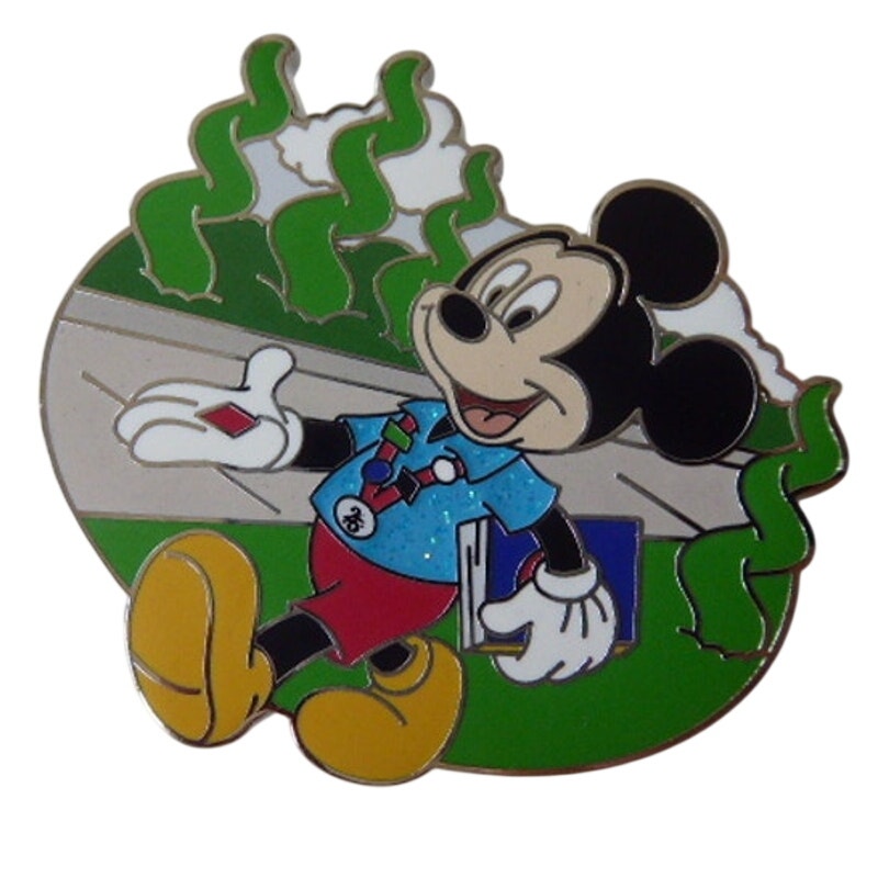 Mickey - Mickey and Friends Pin Trading Series