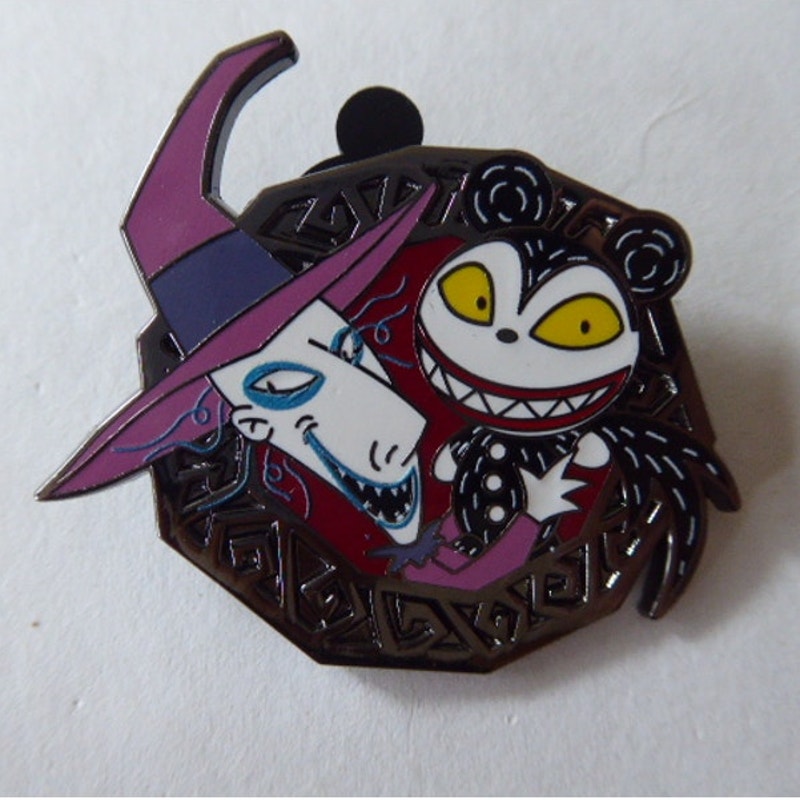 Shock with a Scary Teddy Bear - Creepy Accessory Set - Nightmare Before Christmas