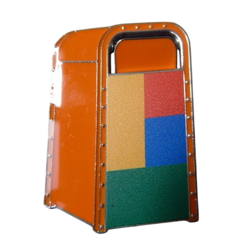 HKDL Toy Story Land - Swinging Lid Trash Cans Mystery