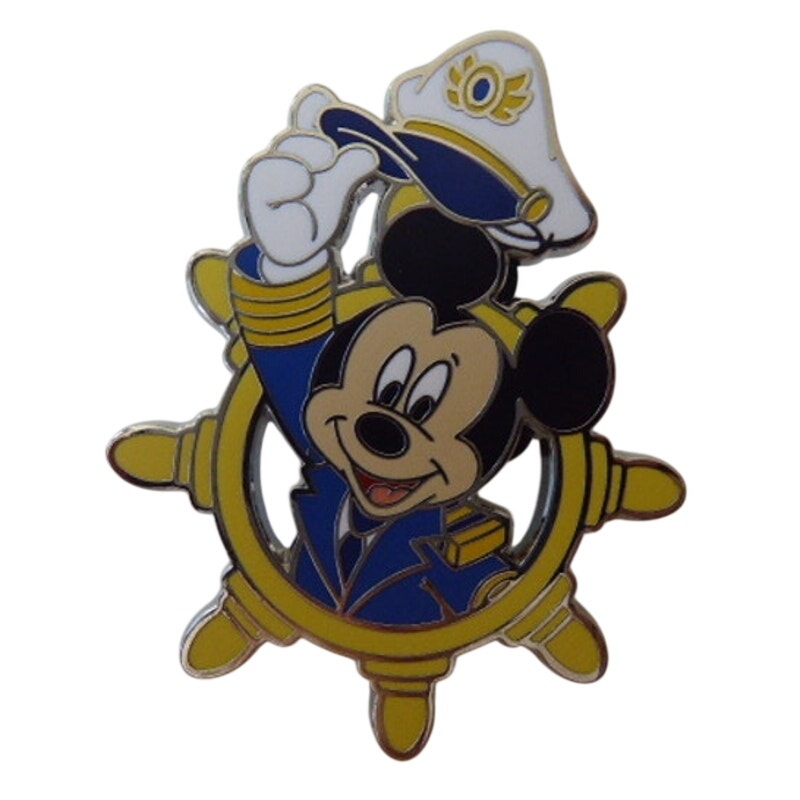 DCL - Captain Mickey - Characters in Ship Wheel