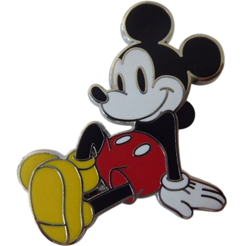 MII - Reclining Mickey - White Face