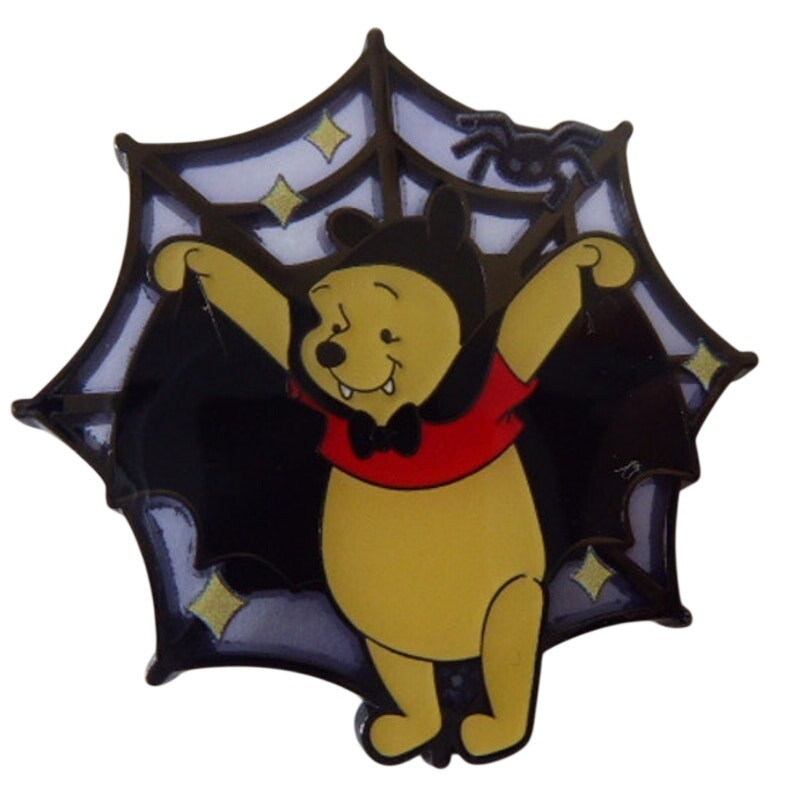 LFLY - Winnie the Pooh - Pooh Halloween Spiderwebs