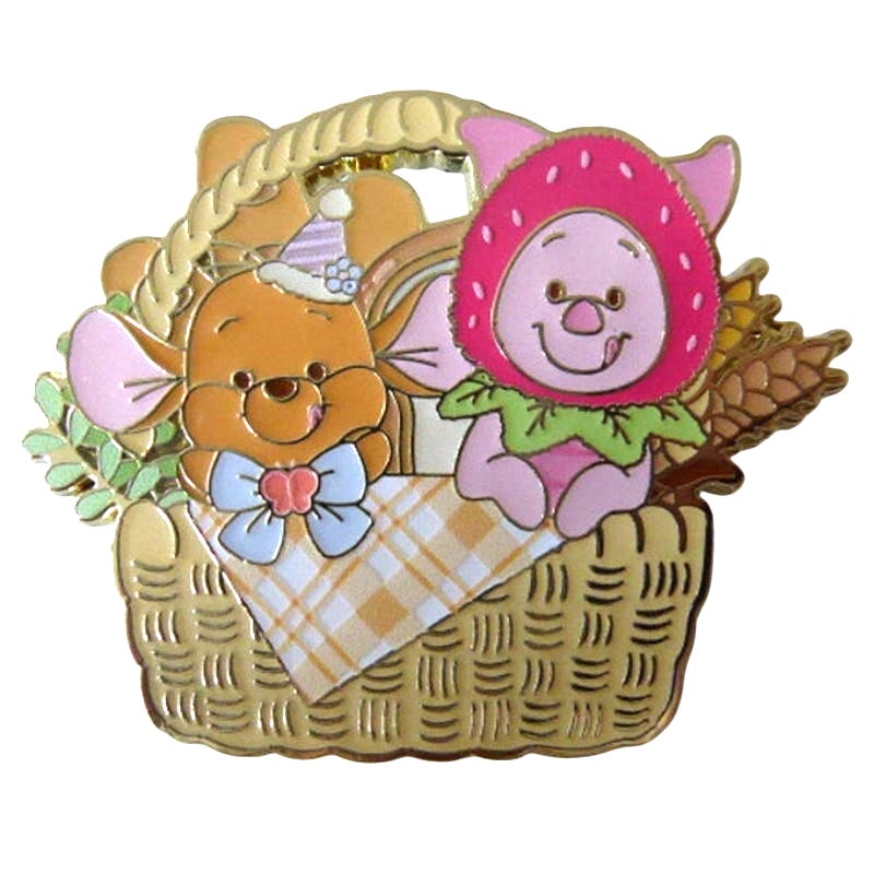 SDR Piglet and Roo in a Bread Basket Spring Picnic