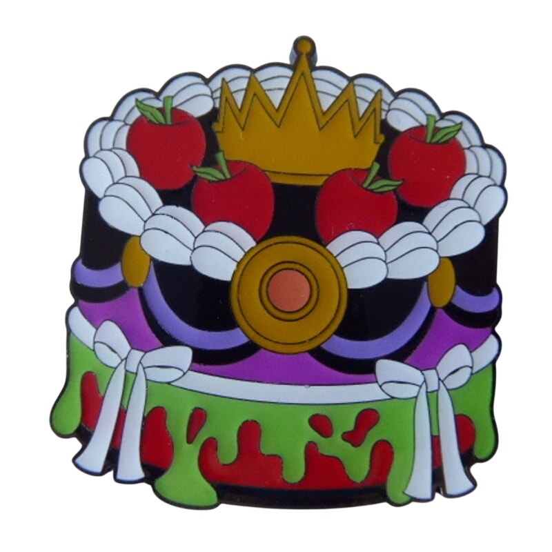 Loungefly Disney Villain Vintage Cake - Evil Queen
