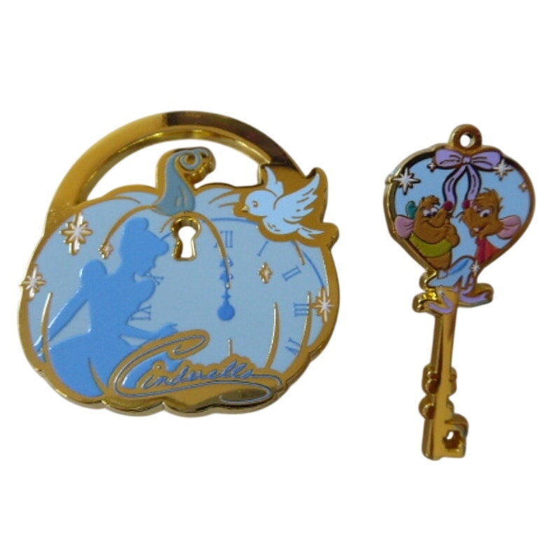 MII - Cinderella Pair - Disney Princess Lock and Key Mystery Set