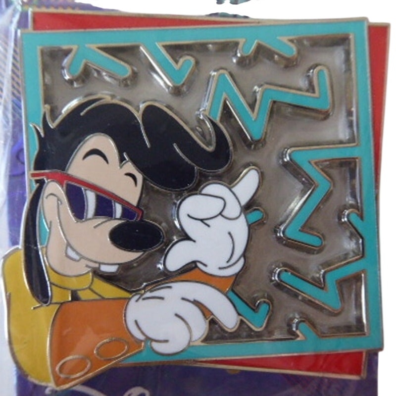 Max as Powerline Play Along - Moving Ball Maze Game