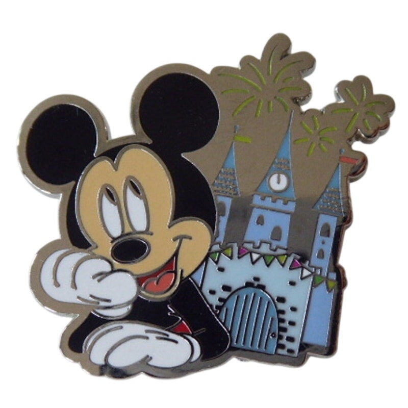 Monogram - Mickey - Watching Castle Fireworks