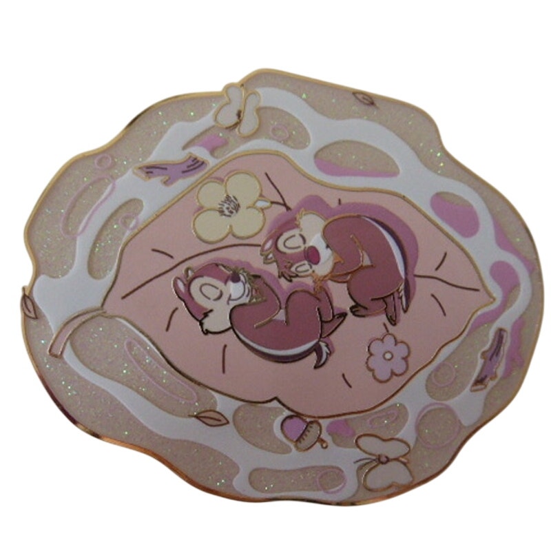 Disney Classics Head in the Clouds Chip and Dale Glitter Chaser