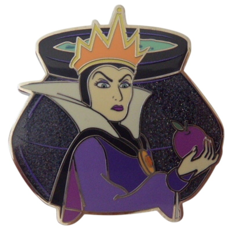 WDW Evil Queen MNSSHP 2025 - Mystery
