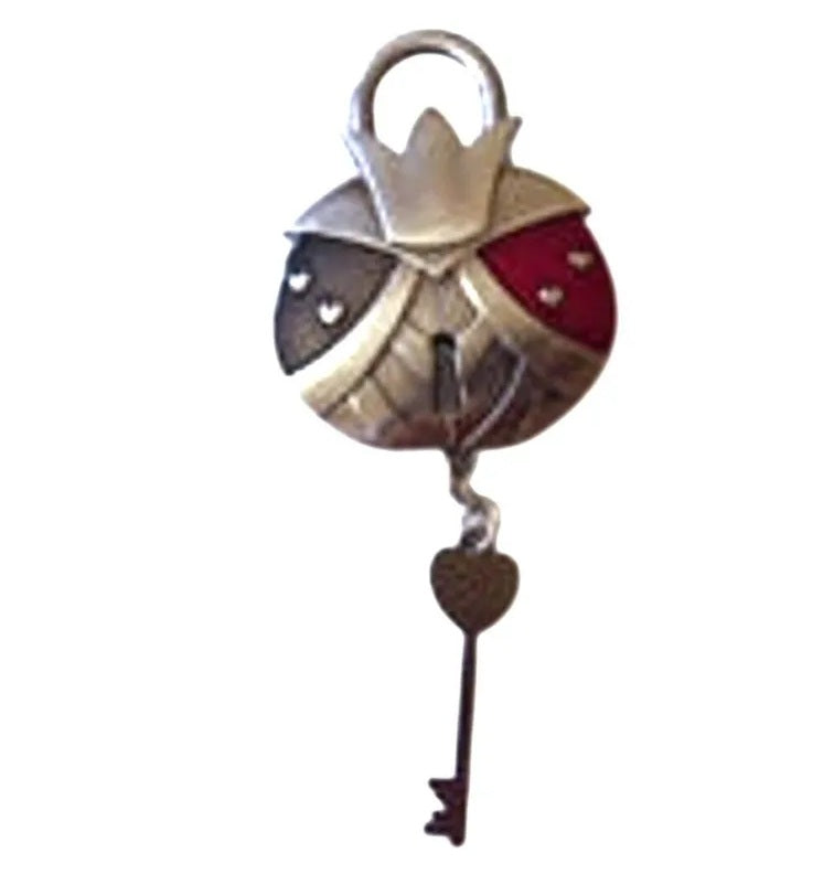 Queen of Hearts - Alice in Wonderland - Unlock the Evil