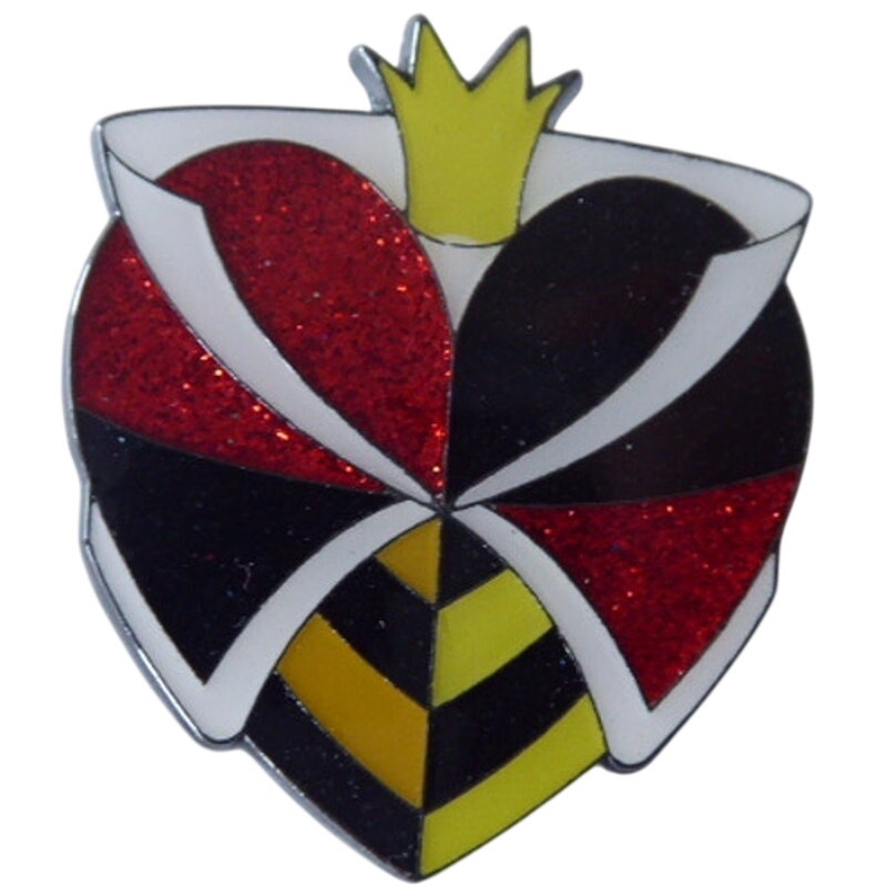 Villains Glitter Heart Blind Box - Queen of Hearts