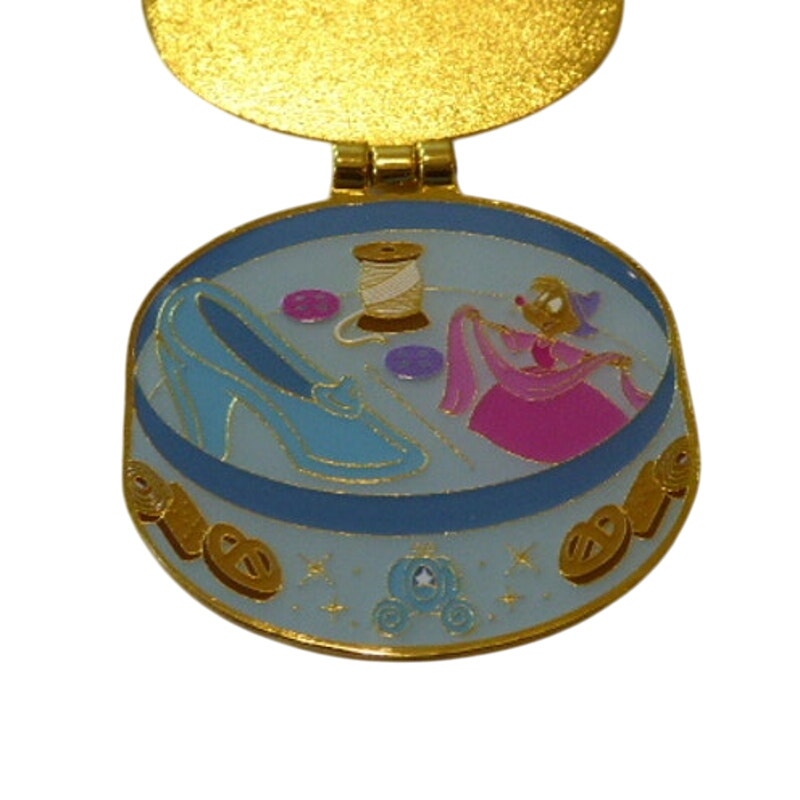 Loungefly - Cinderella and Suzy Mouse - Royal Cookies Mystery Set - Hinged