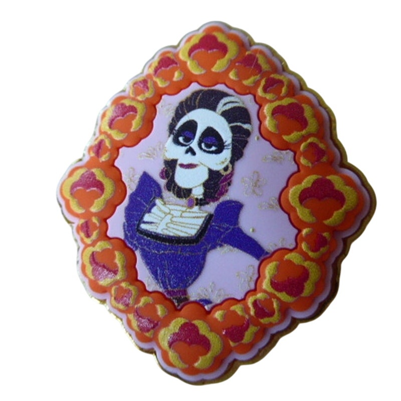 Loungefly - Mama Imelda Rivera - Coco Marigold Frames