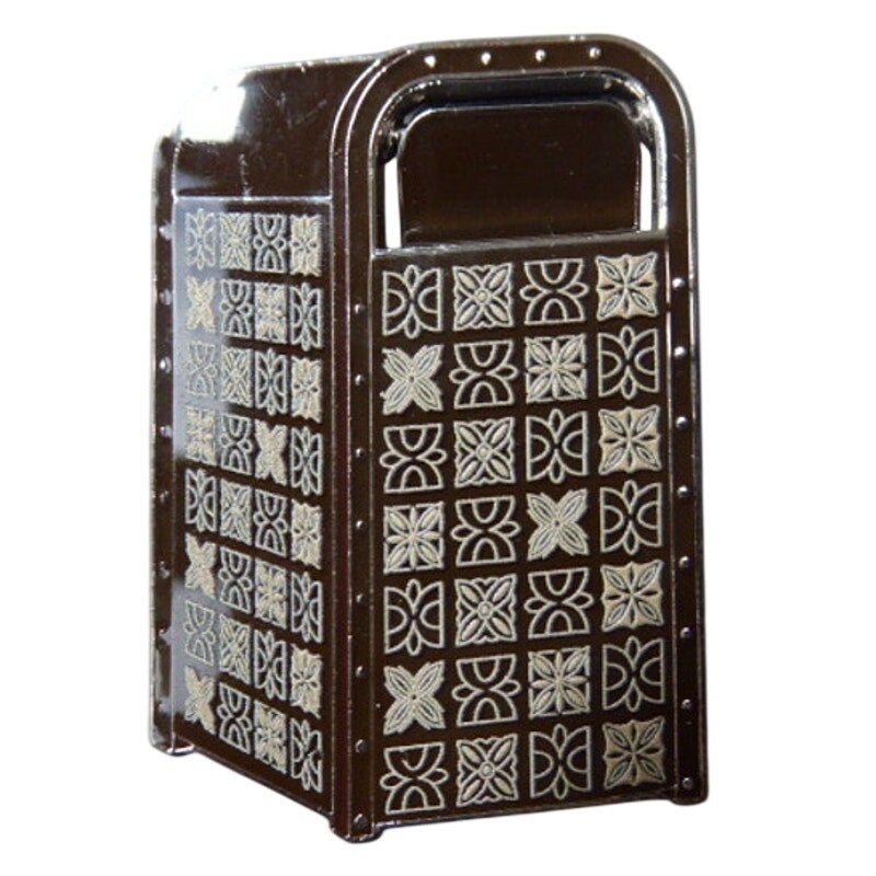 HKDL - Adventureland Swinging Lid Trash Cans Mystery