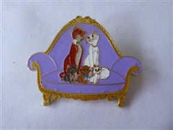 Disney Trading Pin 169761 Loungefly - Duchess, O'Malley, Marie, Toulouse, Berlioz - Sitting on Couch - Aristocats Family Portrait