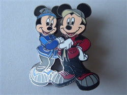 Disney Trading Pin 8947 Golden State Holiday 2001 Pin Set (Mickey & Minnie)