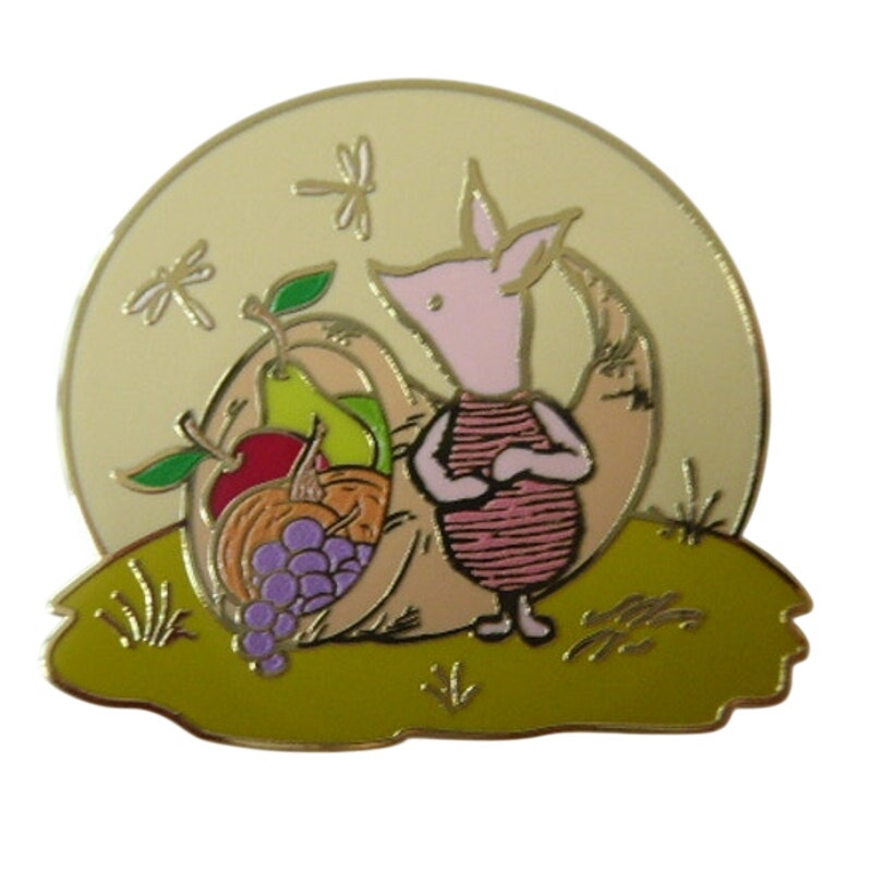 Classic Winnie the Pooh Autumn - Piglet