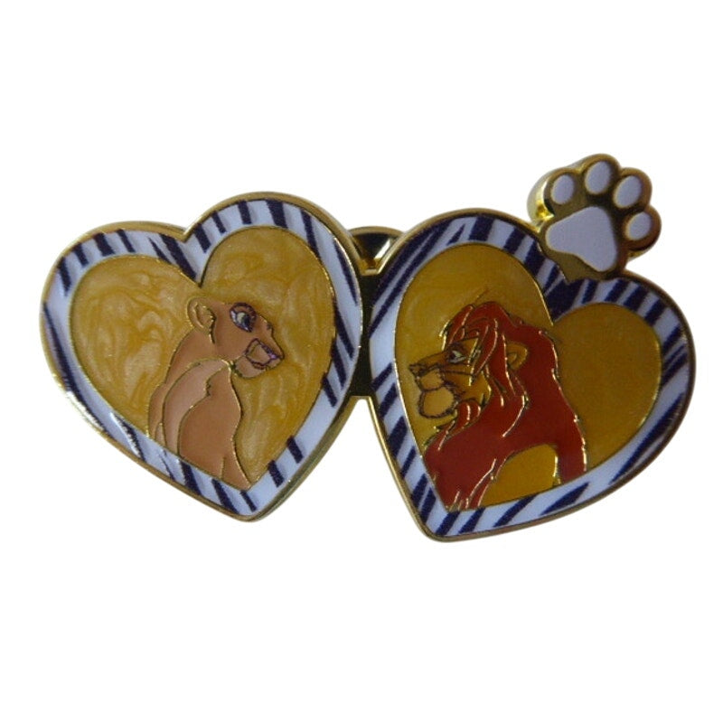 Loungefly - Simba and Nala Animals Heart Lockets