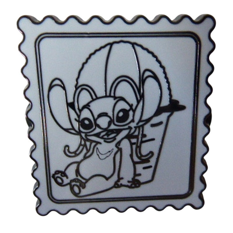 FiGPiN - Angel Sitting in Front of Shaved Ice Y1046 White Uncommon