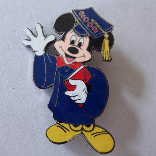 DA - Mickey Graduate (2002)