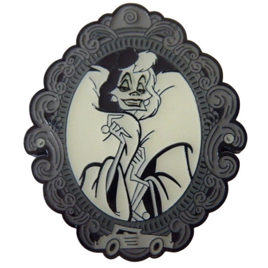 Villains Cameos Glow-in-the-Dark - Cruella