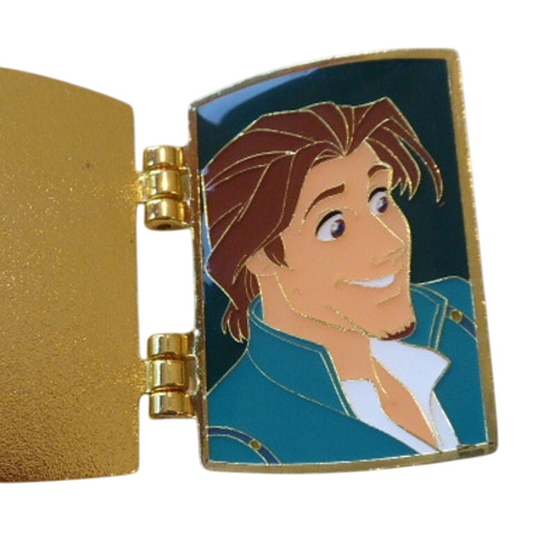 Tangled Lanterns Hinged  - Flynn