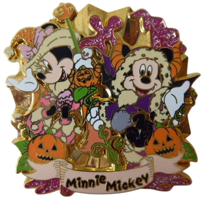 Japan - Mickey and Minnie Mouse - Halloween 2009 - JDS