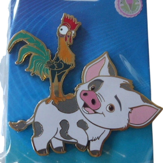 Moana Pua and Hei Hei Jumbo