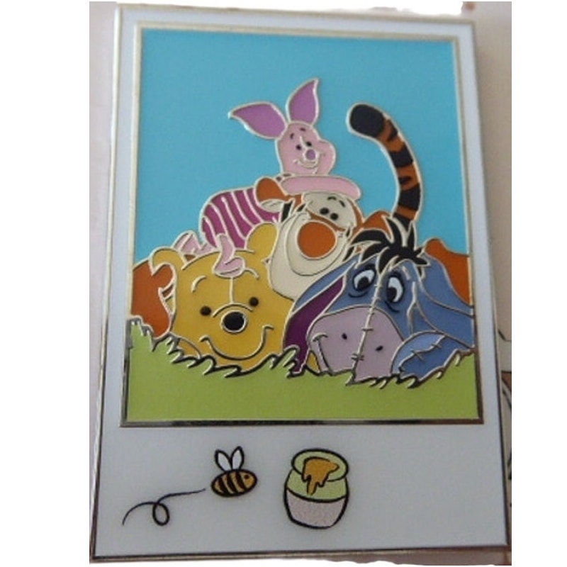 DLP - Pooh and Friends - Polaroid Pictures Series