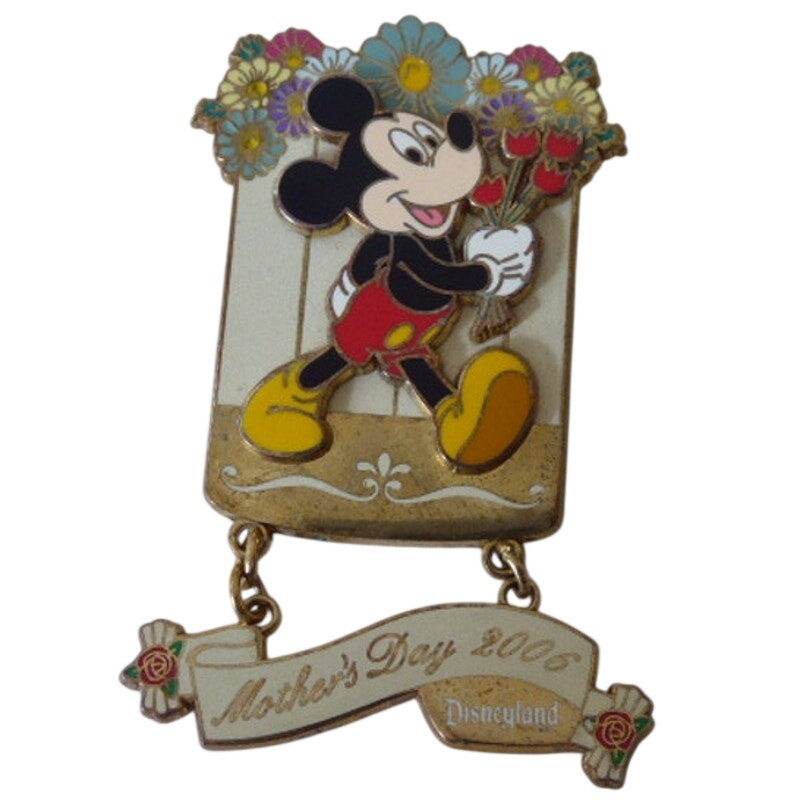 DLR - Mickey Mouse - Mother’s Day