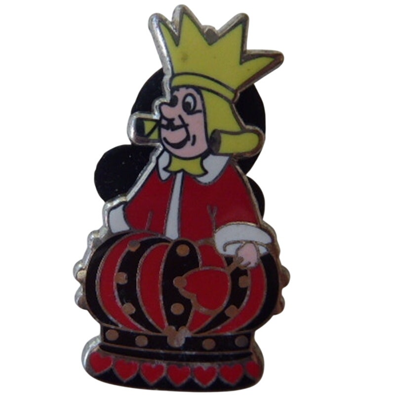 DLR - King of Hearts - Alice Chess - Hidden Mickey 2008