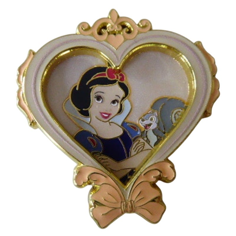 HKDL Snow White and Squirrel Princess Friend Hearts