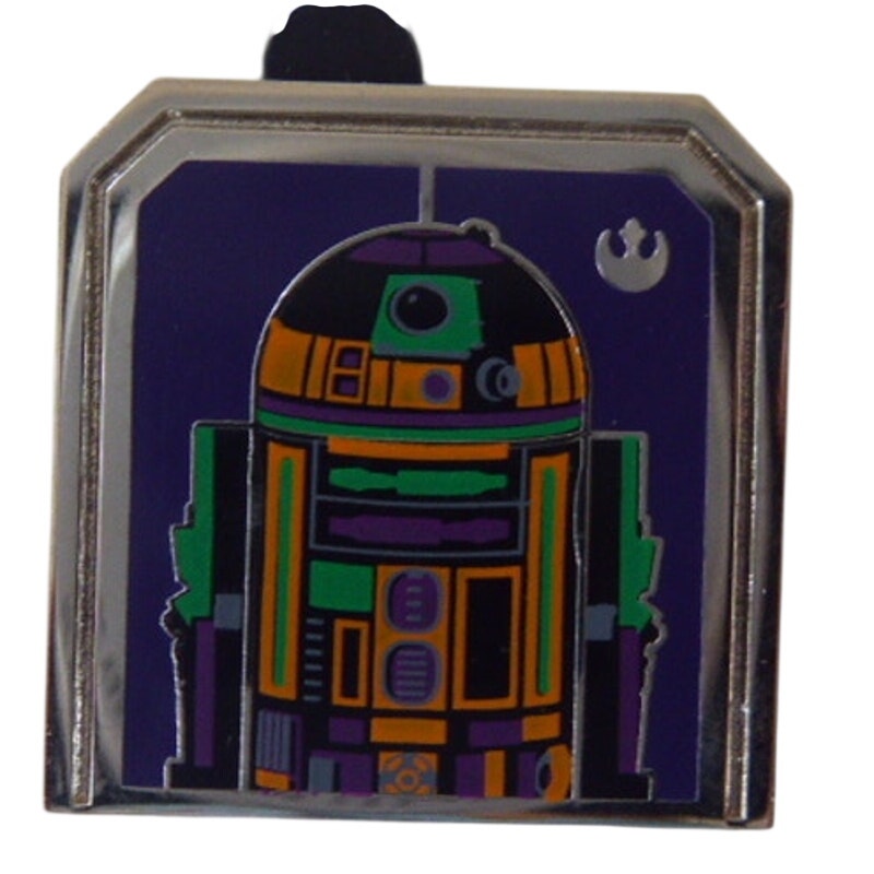 WDW R2-B00 Chaser Star Wars R2 Droids Hidden Disney