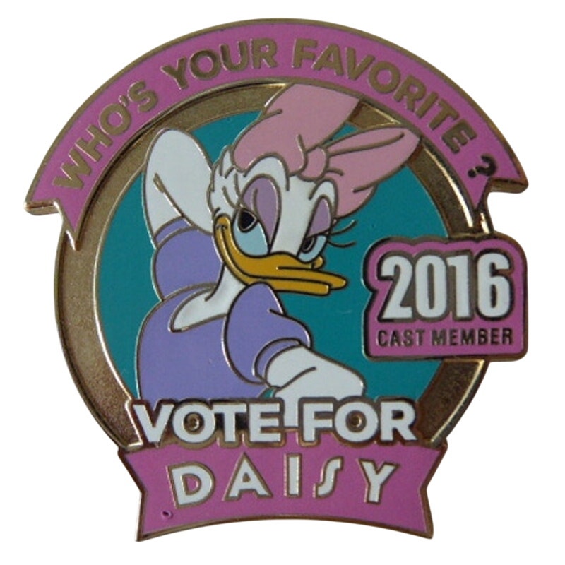 Vote For Daisy Duck 2016 Cast Member Exclusive