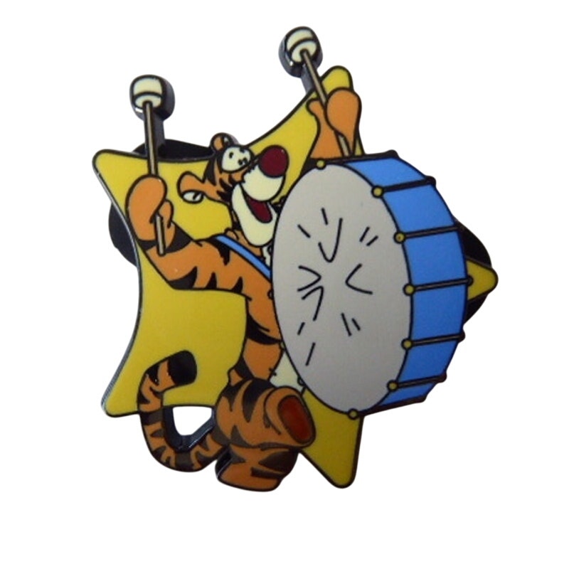 FiGPiN - Tigger - Winnie the Pooh Series 1 - Y796 - Common - Mystery