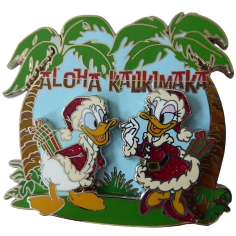 Santa Donald and Daisy - Aloha Kalikimaka