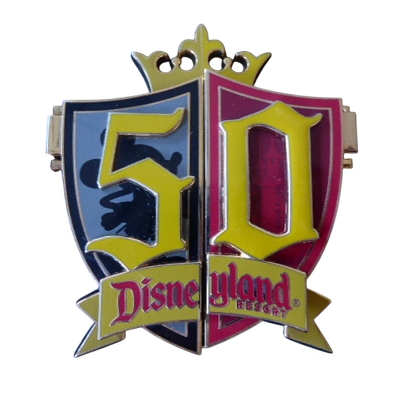 40130 Disneyland 50 Shield Magical Milestones Jumbo Hinged