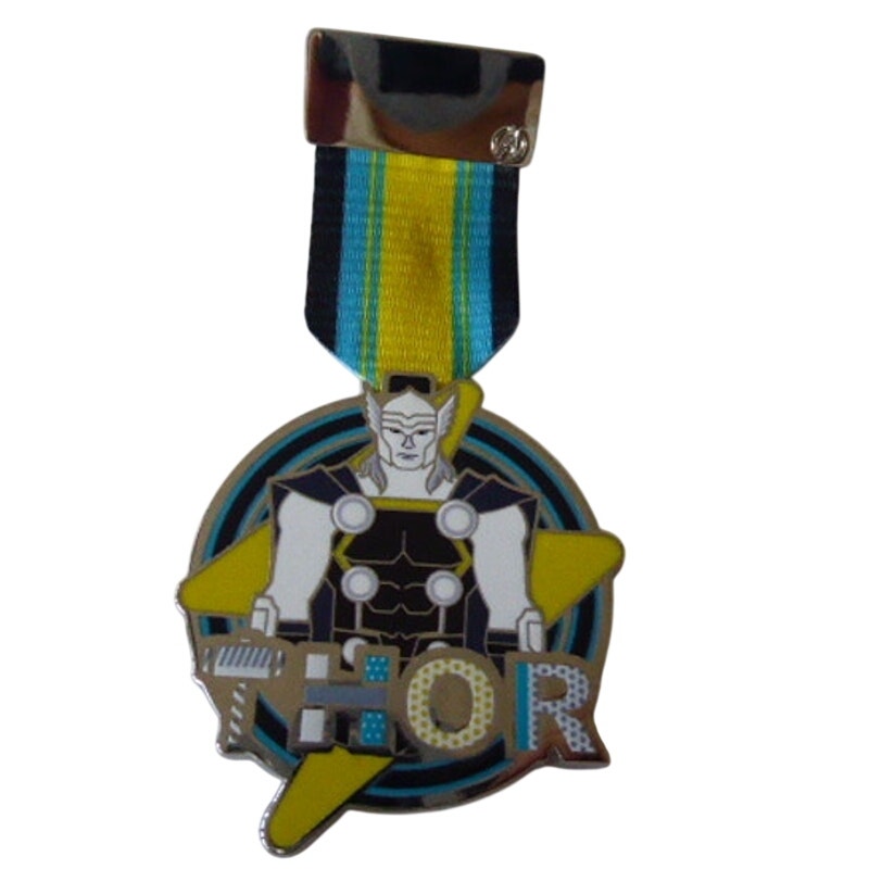 Thor - Marvel Avengers Medals Mystery Set