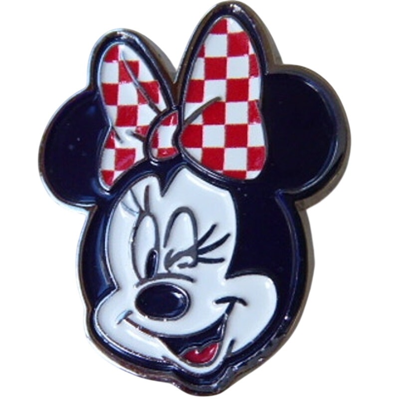 Old Navy - Minnie - Winking