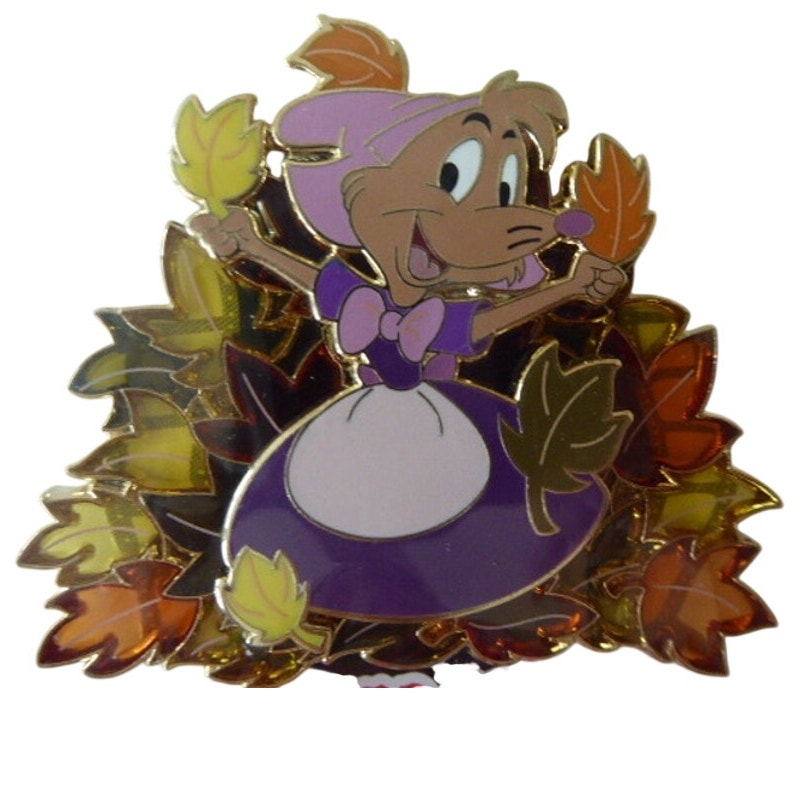 DSSH Perla Mouse Jumping in Fall Leaves - Cinderella