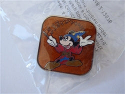 Disney Trading Pin 114546     Cast Member Award - DS Europe - Orange Sorcerer Mickey with Wand