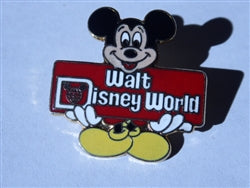 Disney Trading Pin   1371 WDW - Mickey Holding Red Sign