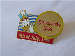 Disney Trading Pin 1383 DL - Cast Exclusive - Disneyland Hotel - 4th of July, 1998 (Donald)