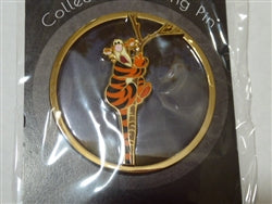 Disney Trading Pin 156933     Artland - Tigger - Up a Tree