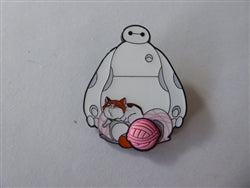 Disney Trading Pin 173136    Loungefly - Baymax and Mochi - Pink Yarn - Big Hero 6