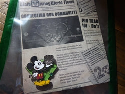 Disney Trading Pin 20 Years of Pin Trading Extra! Extra! Pin & Litho Mickey Mouse